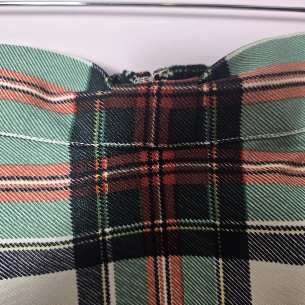 ModCloth Plaid A-Line Midi Skirt Green Preppy Academia Fall Cottagecore - Picture 3 of 6